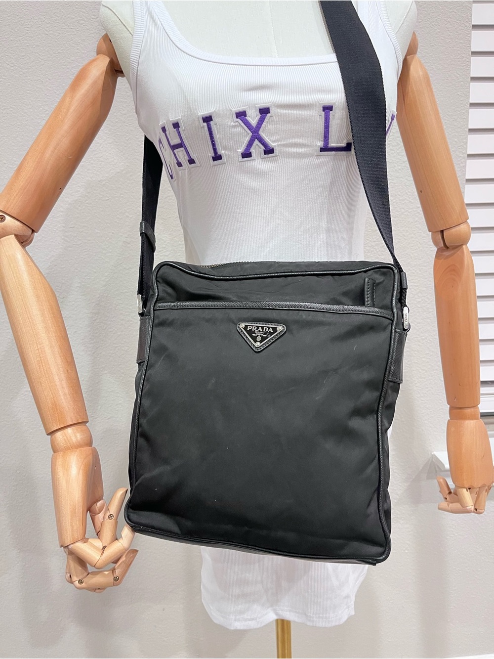 PRADA TESSUTO NYLON AND SAFFIANO LEATHER MESSENGER BAG.